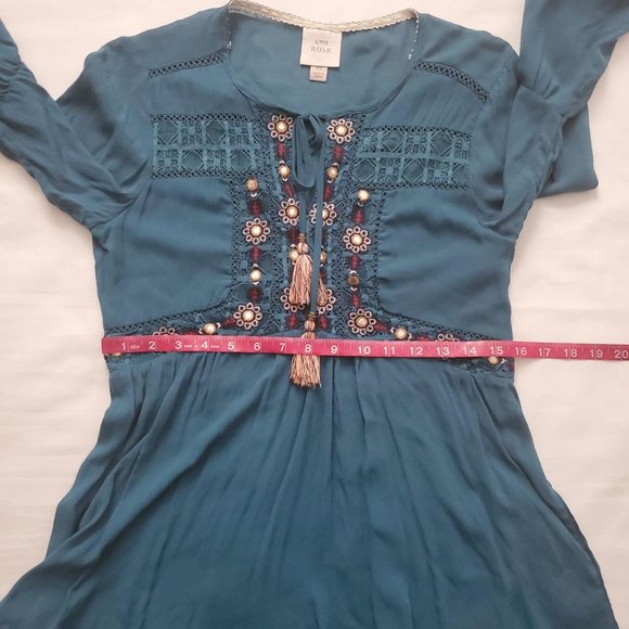Knox Rose Womens XS Boho Top Lg Bell Sleeve Embroidered W/ Tassels Blue Green - Picture 11 of 13